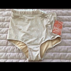 Kortni Jeane small cascade plus swim bottoms